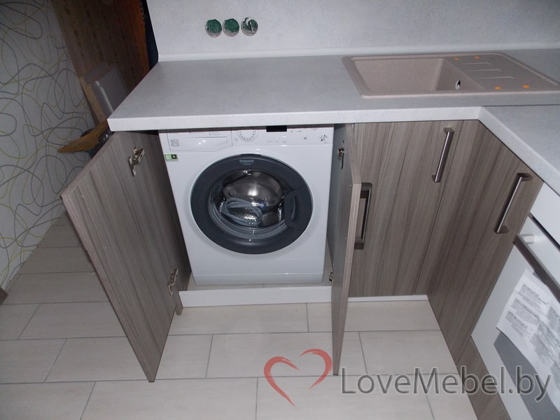 Маленькая кухня с спрятанной стиральной машиной (7)
